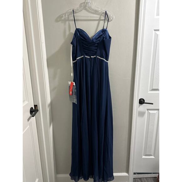 🔴Dancing Queen - 4030 Sweetheart Neck Lace-up‎ Back A-Line Prom Dress Navy Med - Picture 5 of 9